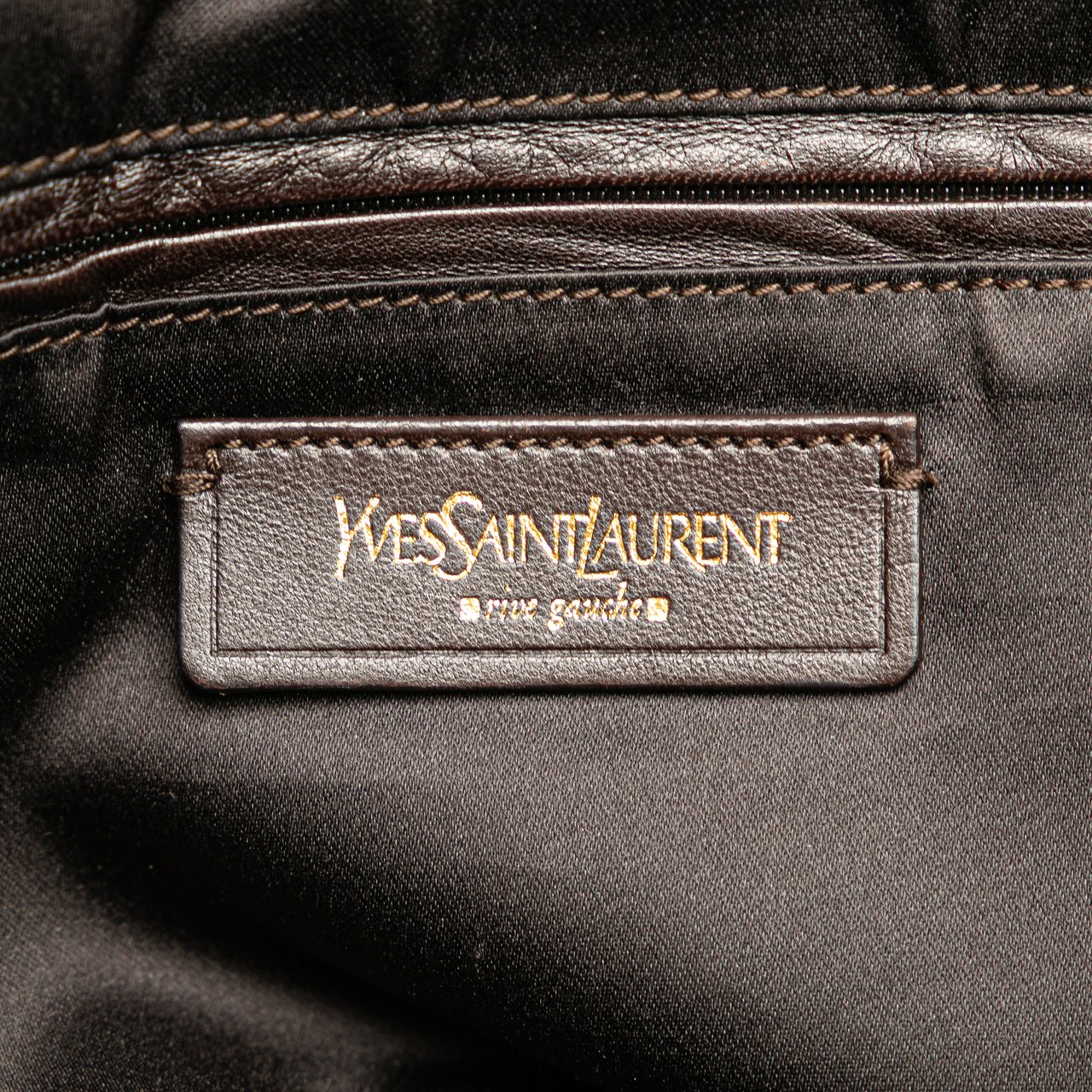 Saint Laurent Medium Leather Downtown Tote Goud