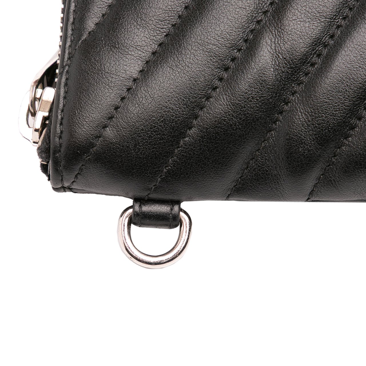 Saint Laurent Calfskin Matelasse Monogram Document Holder Zwart