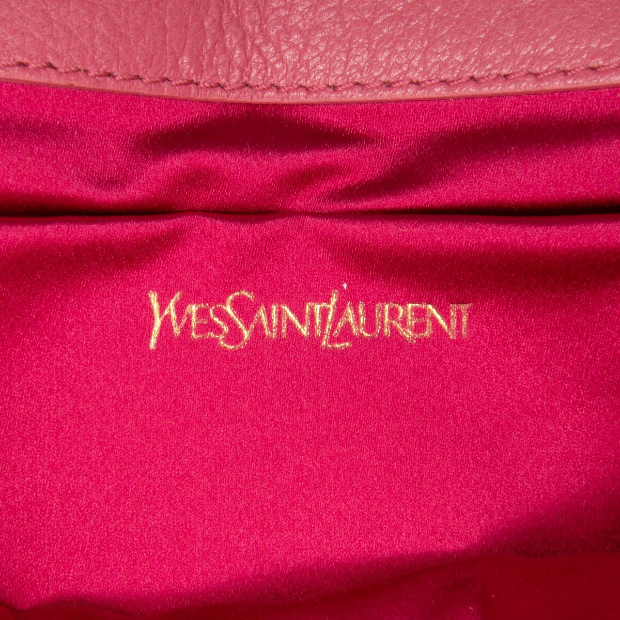 Saint Laurent Large Leather Belle de Jour Clutch Roze