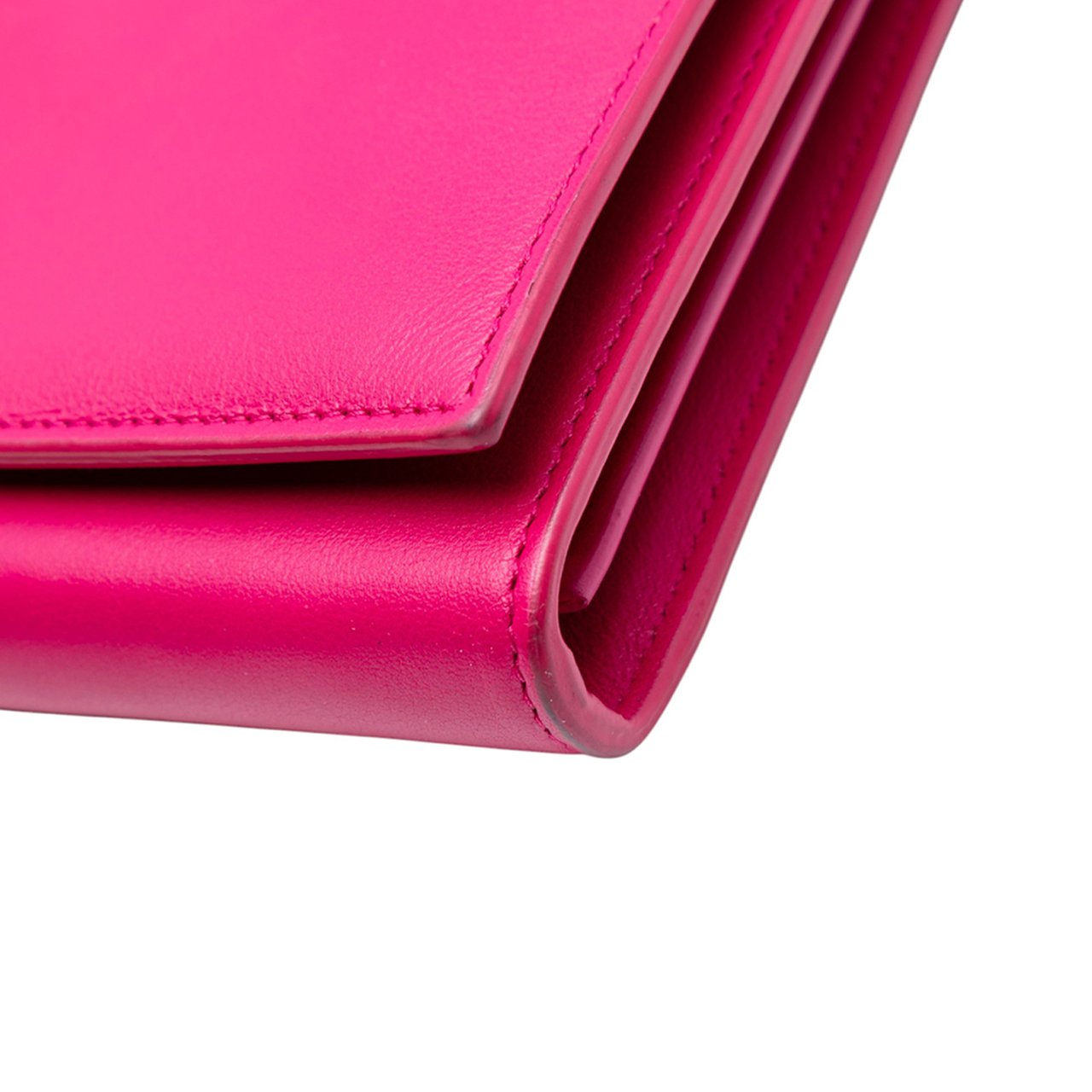Saint Laurent Leather Chyc Ligne Wallet on Chain Roze