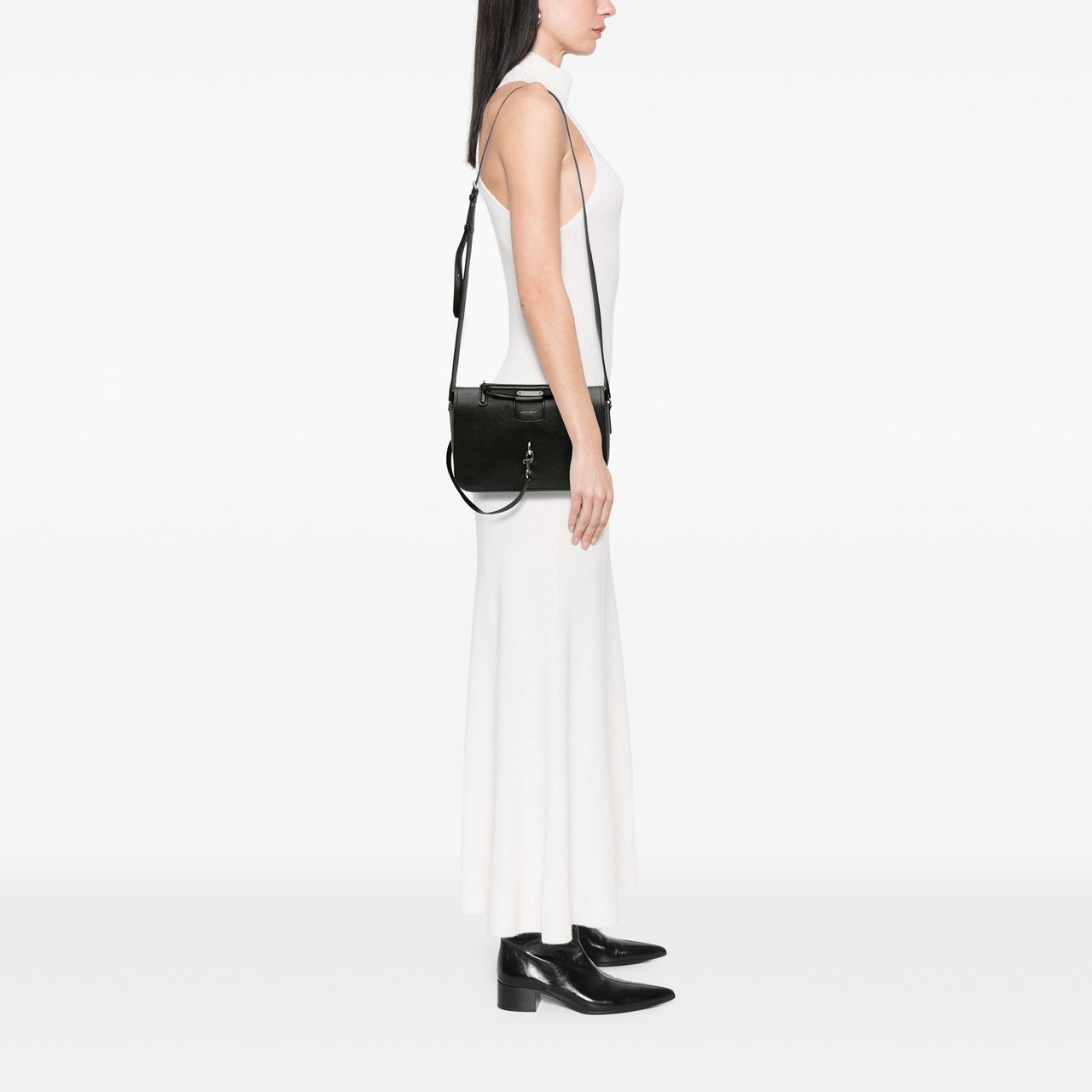 Saint Laurent Medium Lambskin Charlotte Messenger Bag Zwart