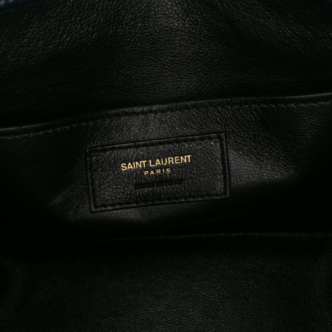 Saint Laurent Medium Lambskin Monogram Vicky Chain Bag Blauw