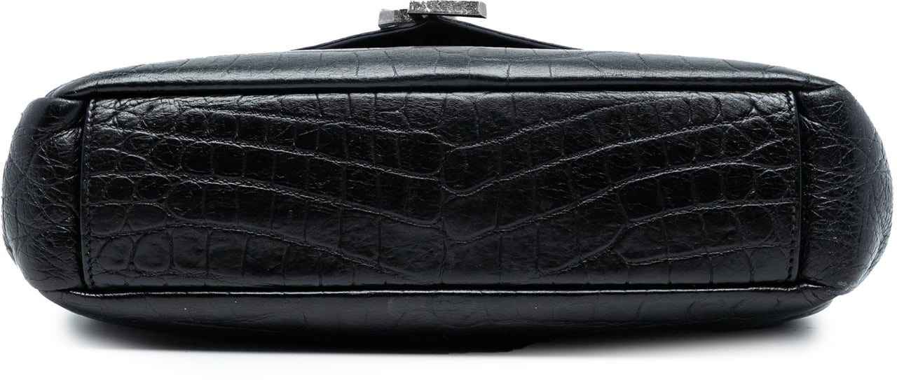 Saint Laurent Medium Croc Embossed Leather College Satchel Zwart