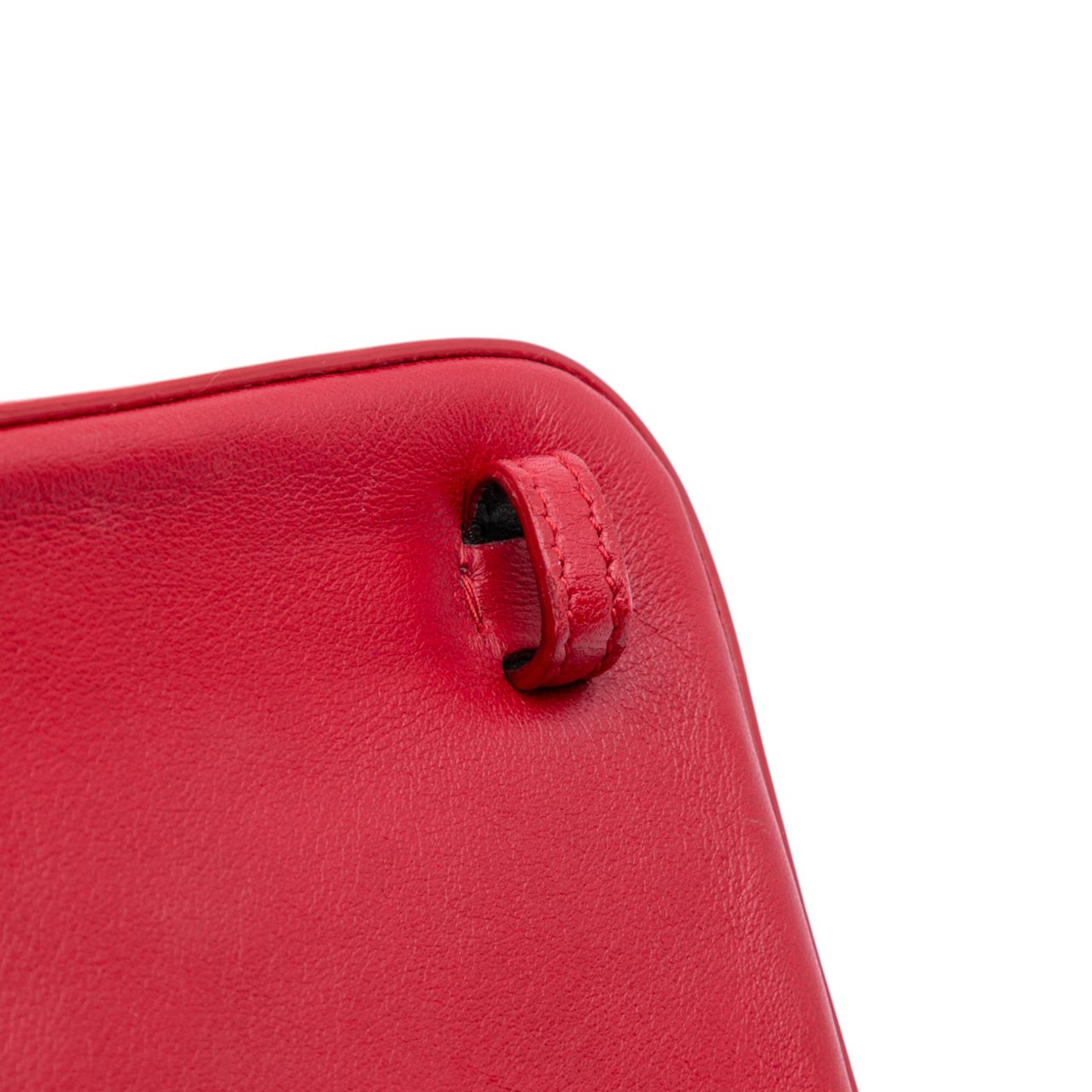 Saint Laurent Lambskin Matelasse Monogram Vicky Belt Bag Rood