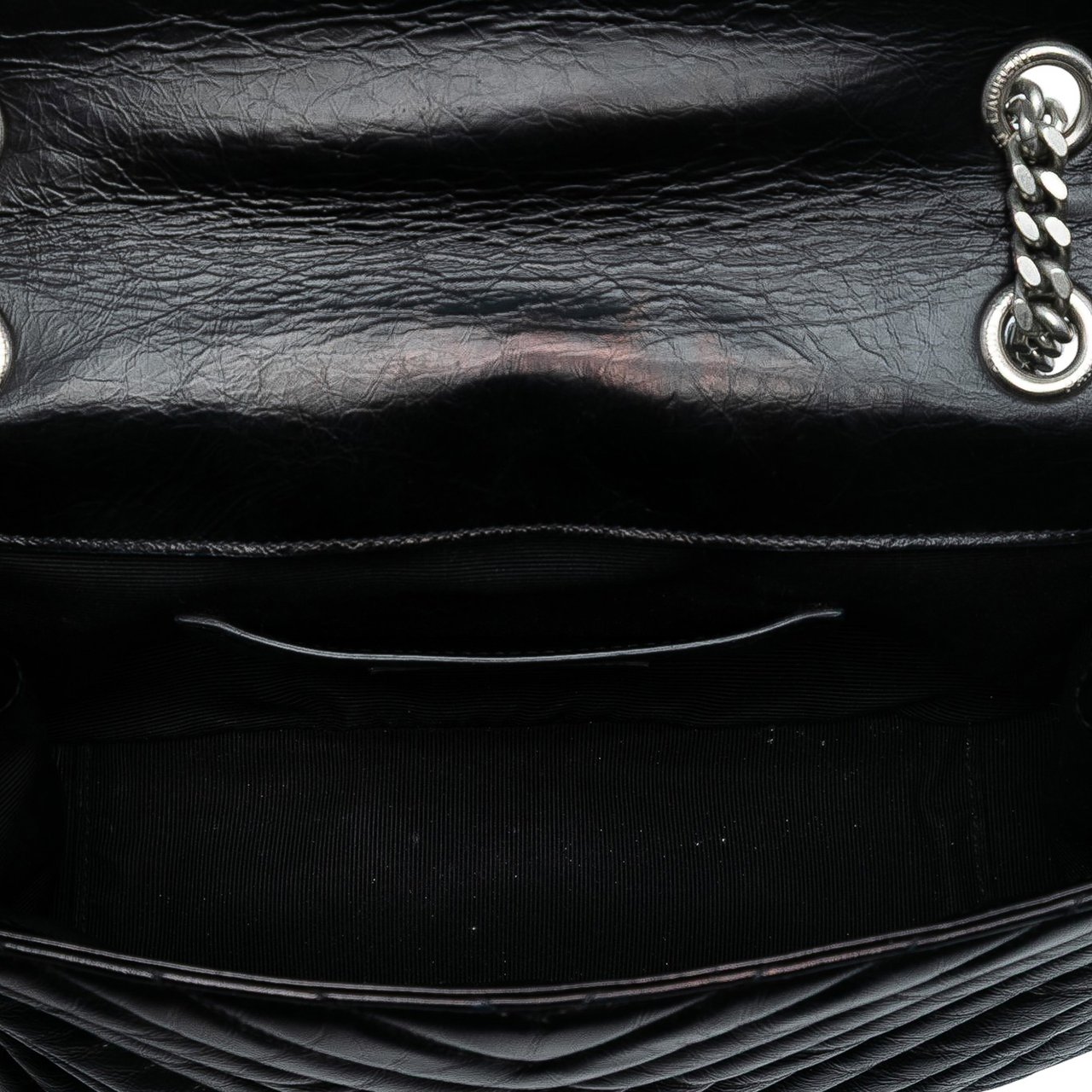 Saint Laurent Medium Crinkled Calfskin Punk Chain Bag Zwart