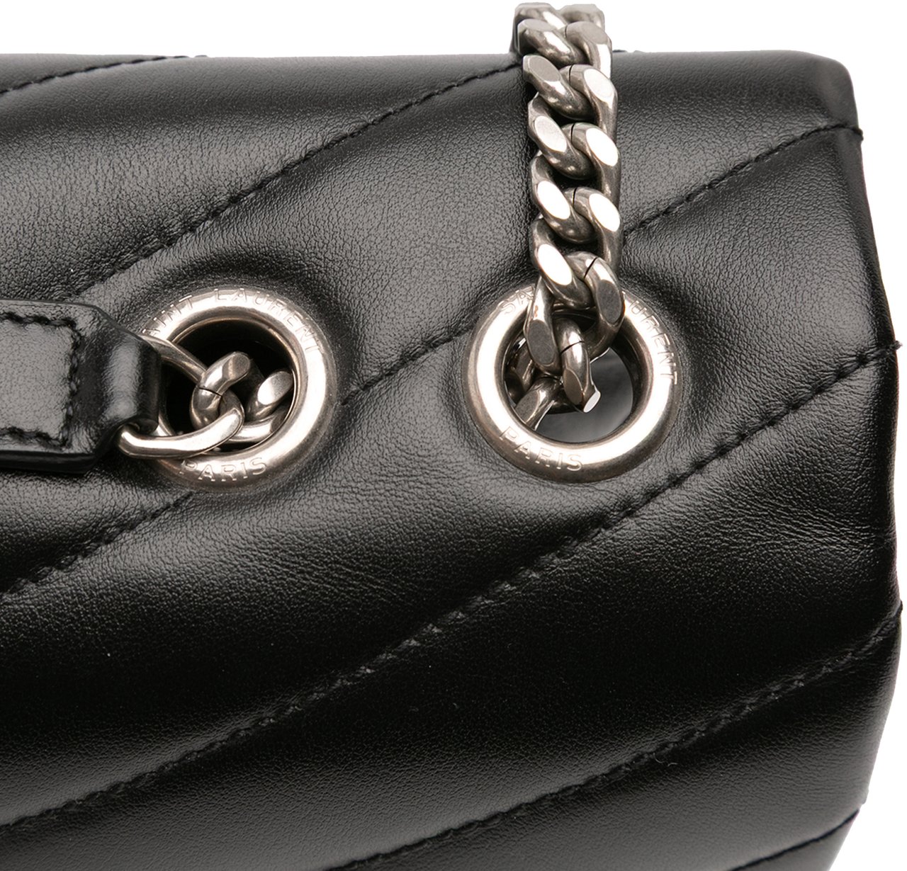 Saint Laurent Medium Matelasse Leather LouLou Shoulder Bag Zwart