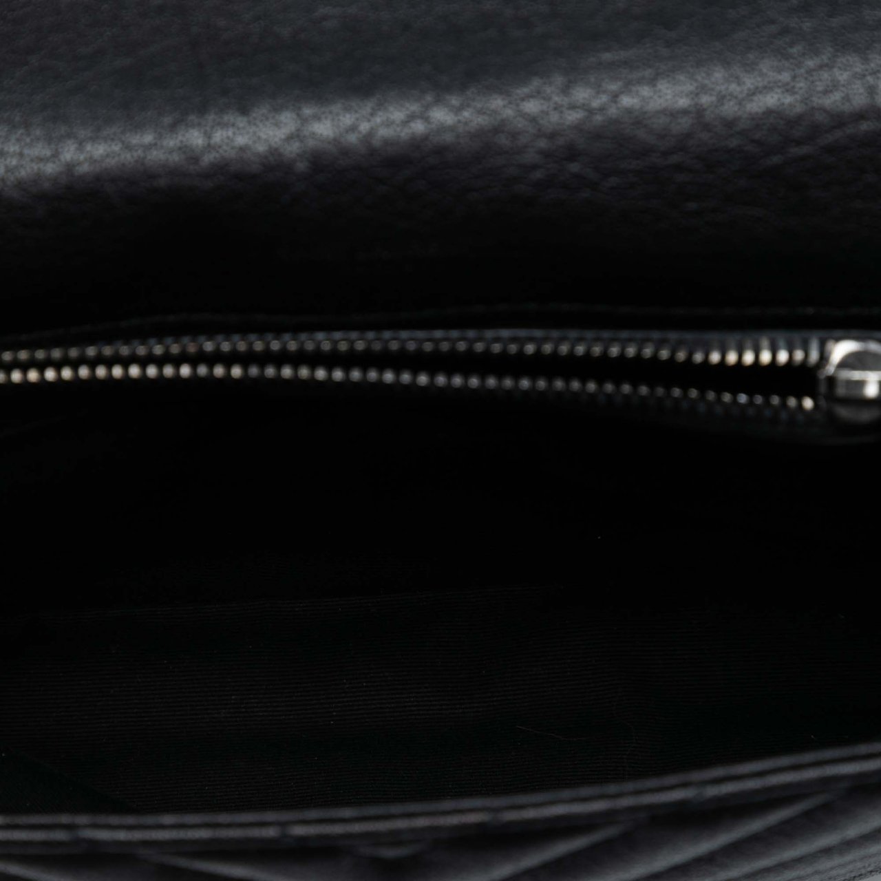 Saint Laurent Medium Chevron Sheepskin Monogram College Satchel Zwart