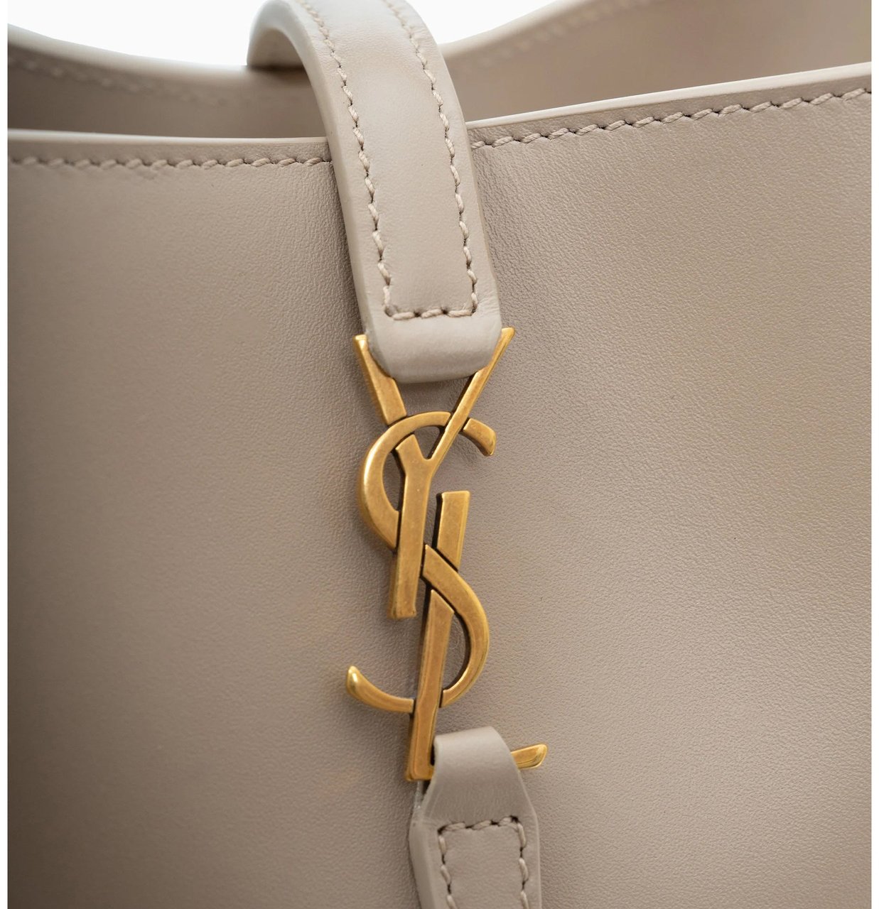 Saint Laurent Saint Laurent Le 37 Mini Shoulder Bag Beige