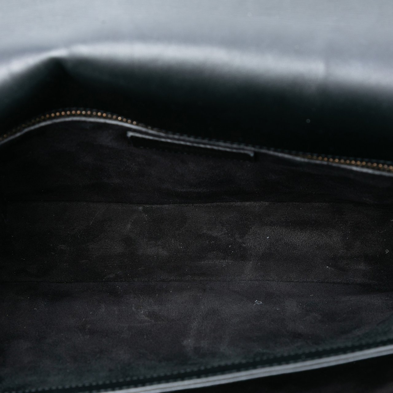 Saint Laurent Medium Leather Monogram Universite Bag Zwart