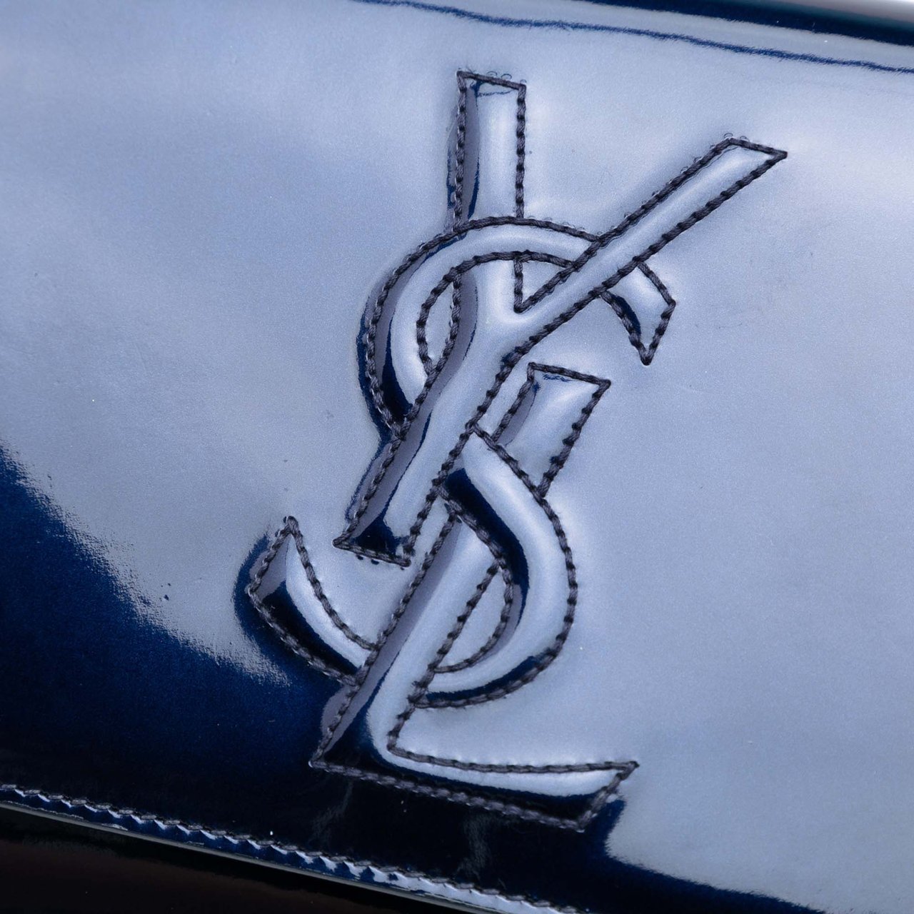Saint Laurent Large Patent Belle De Jour Clutch Blauw