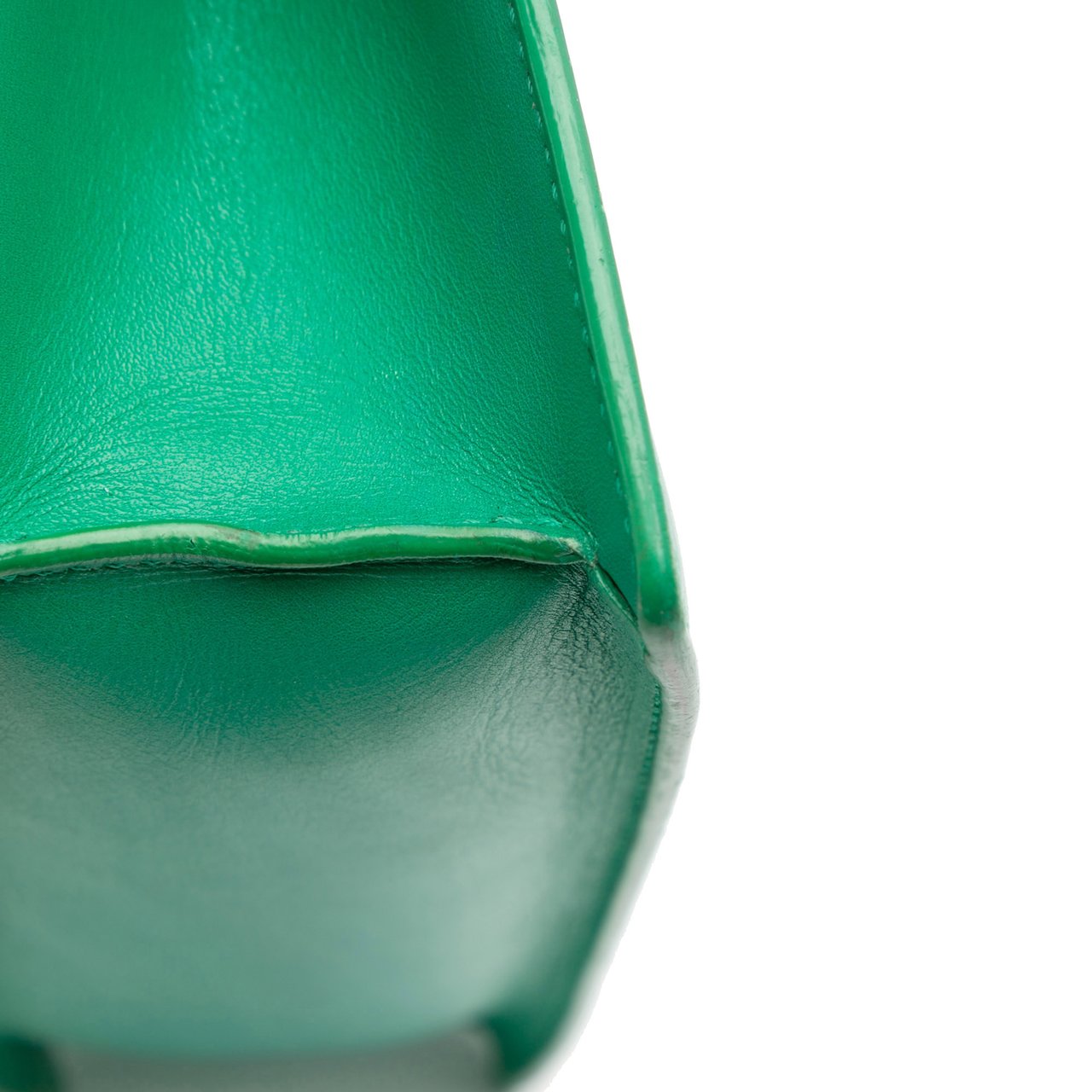 Saint Laurent Small Leather Betty Crossbody Groen