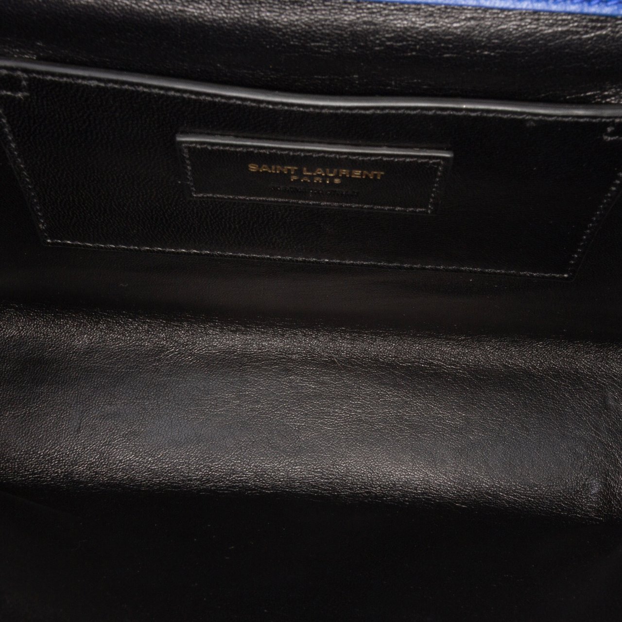 Saint Laurent Medium Matelasse Lambskin Monogram Envelope Shoulder Bag Blauw