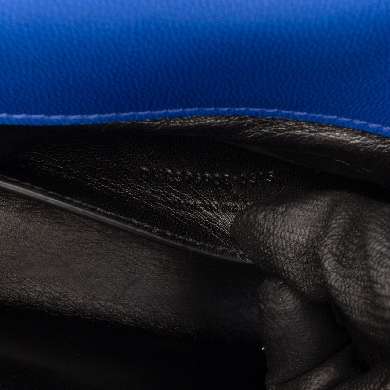 Saint Laurent Medium Matelasse Lambskin Monogram Envelope Shoulder Bag Blauw