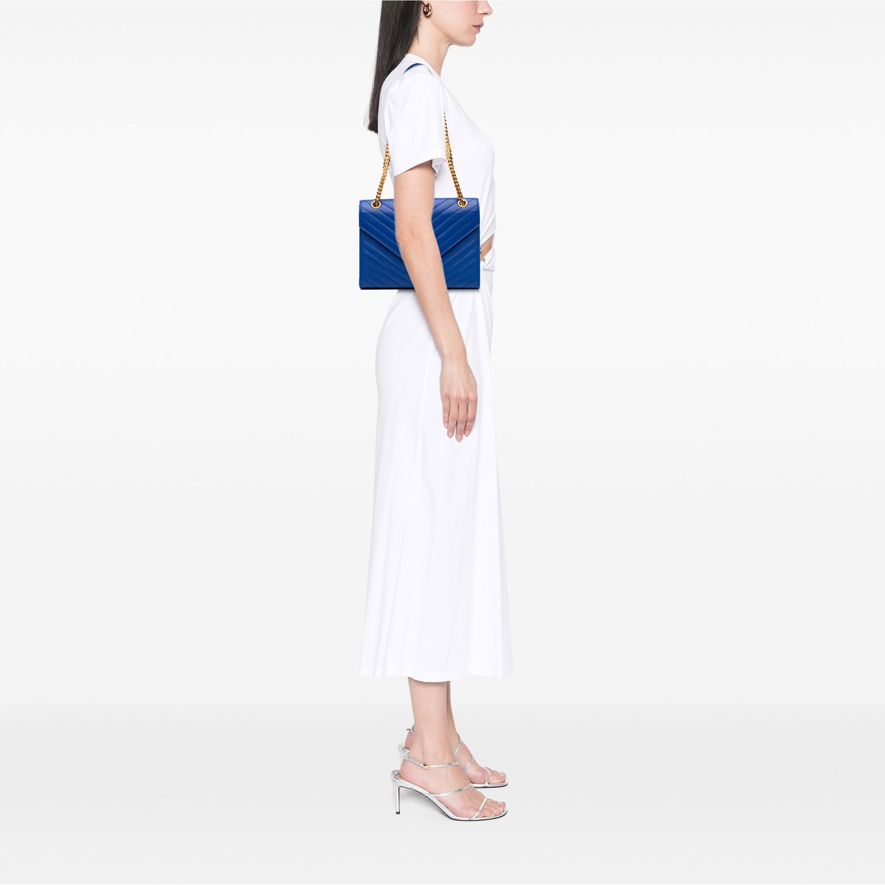 Saint Laurent Medium Matelasse Lambskin Monogram Envelope Shoulder Bag Blauw