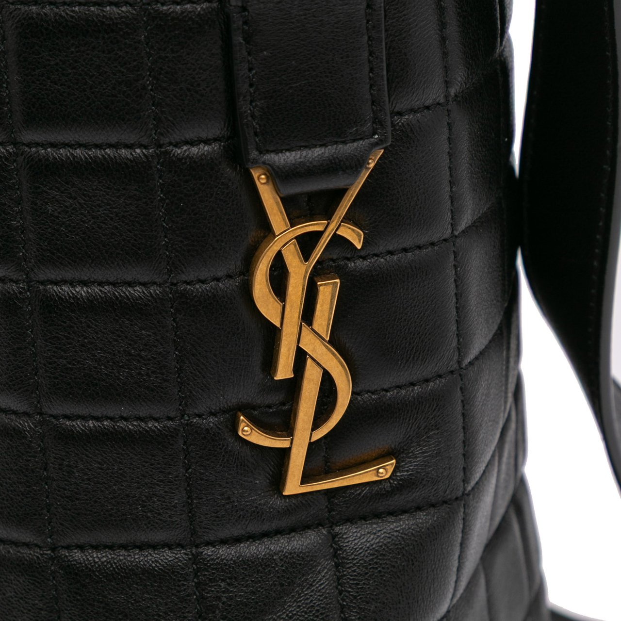 Saint Laurent Medium Lambskin Cecile Bucket Bag Zwart