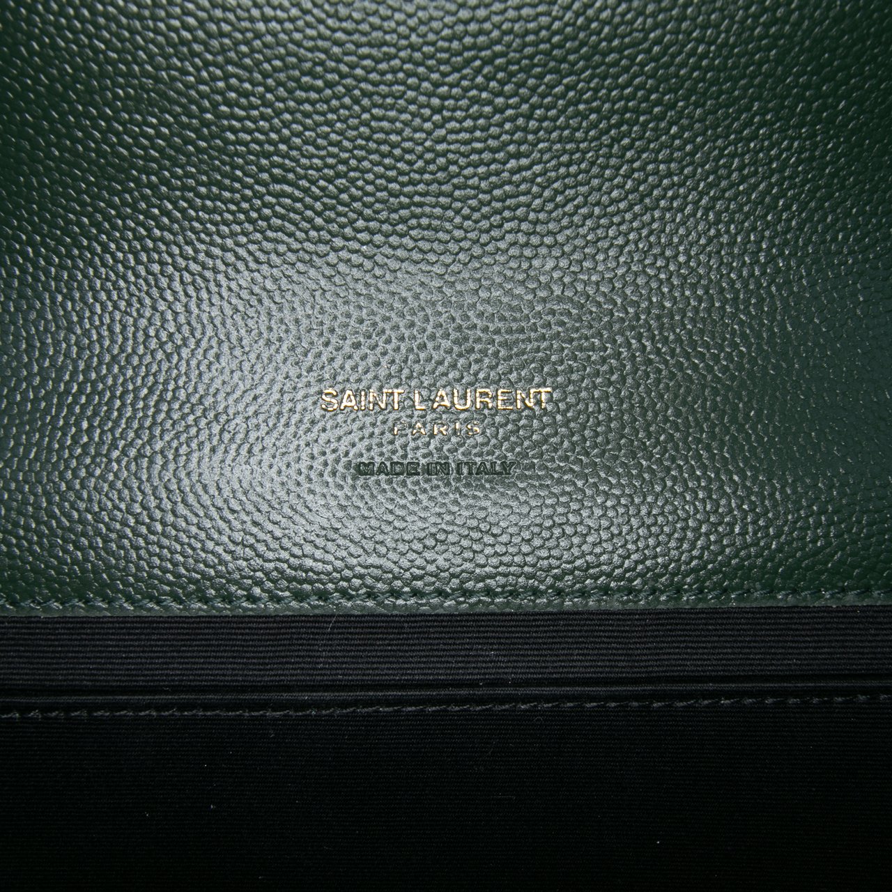 Saint Laurent Grain De Poudre Triquilt Monogram Envelope Clutch Groen