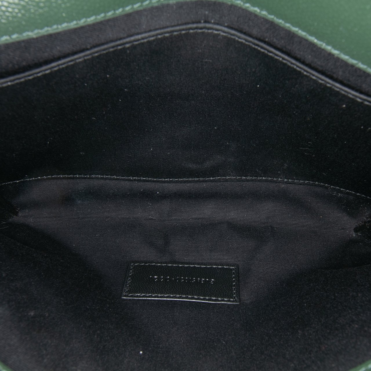 Saint Laurent Grain De Poudre Triquilt Monogram Envelope Clutch Groen