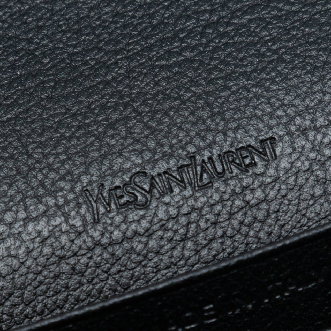 Saint Laurent Leather Belle de Jour Wallet on Chain Zwart