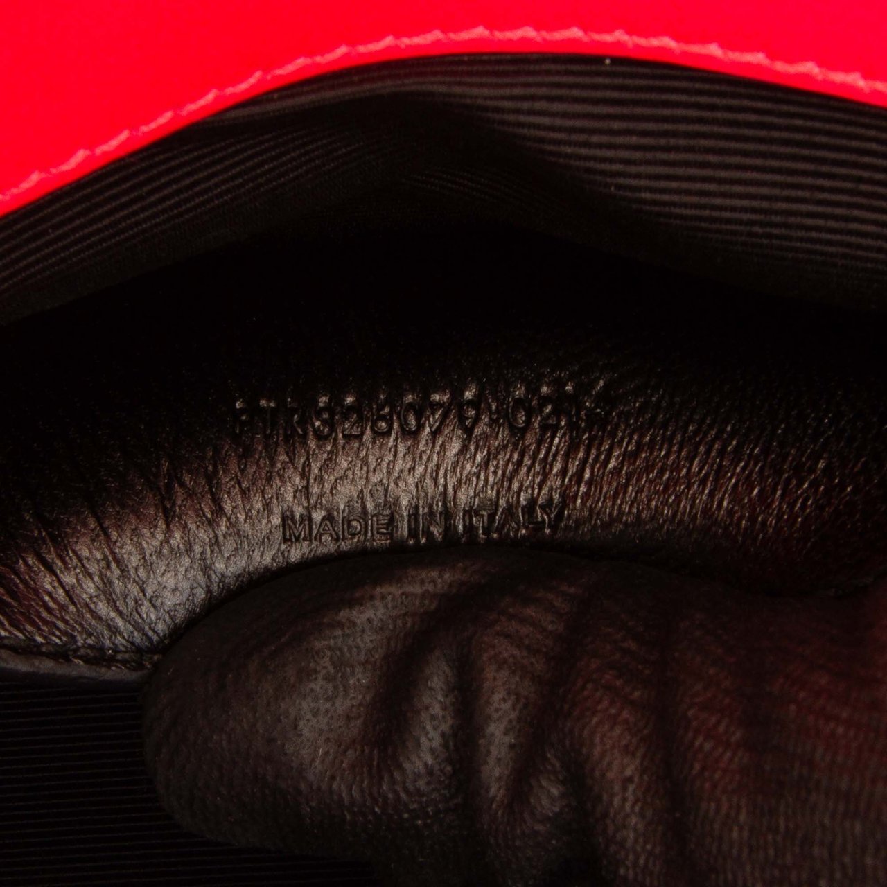 Saint Laurent Leather Cassandre Clutch Roze