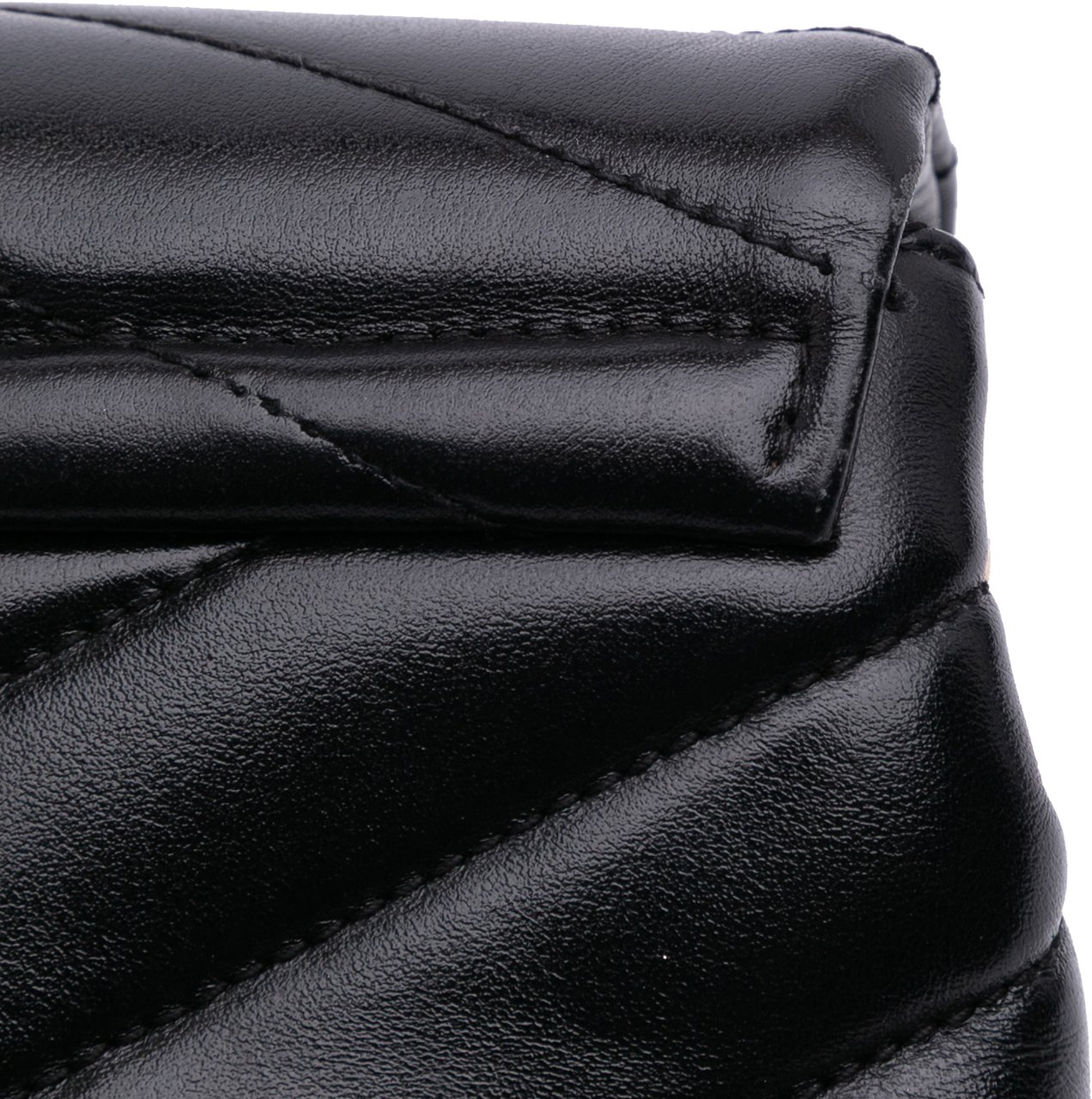 Saint Laurent Toy Matelasse Leather Monogram LouLou Crossbody Zwart