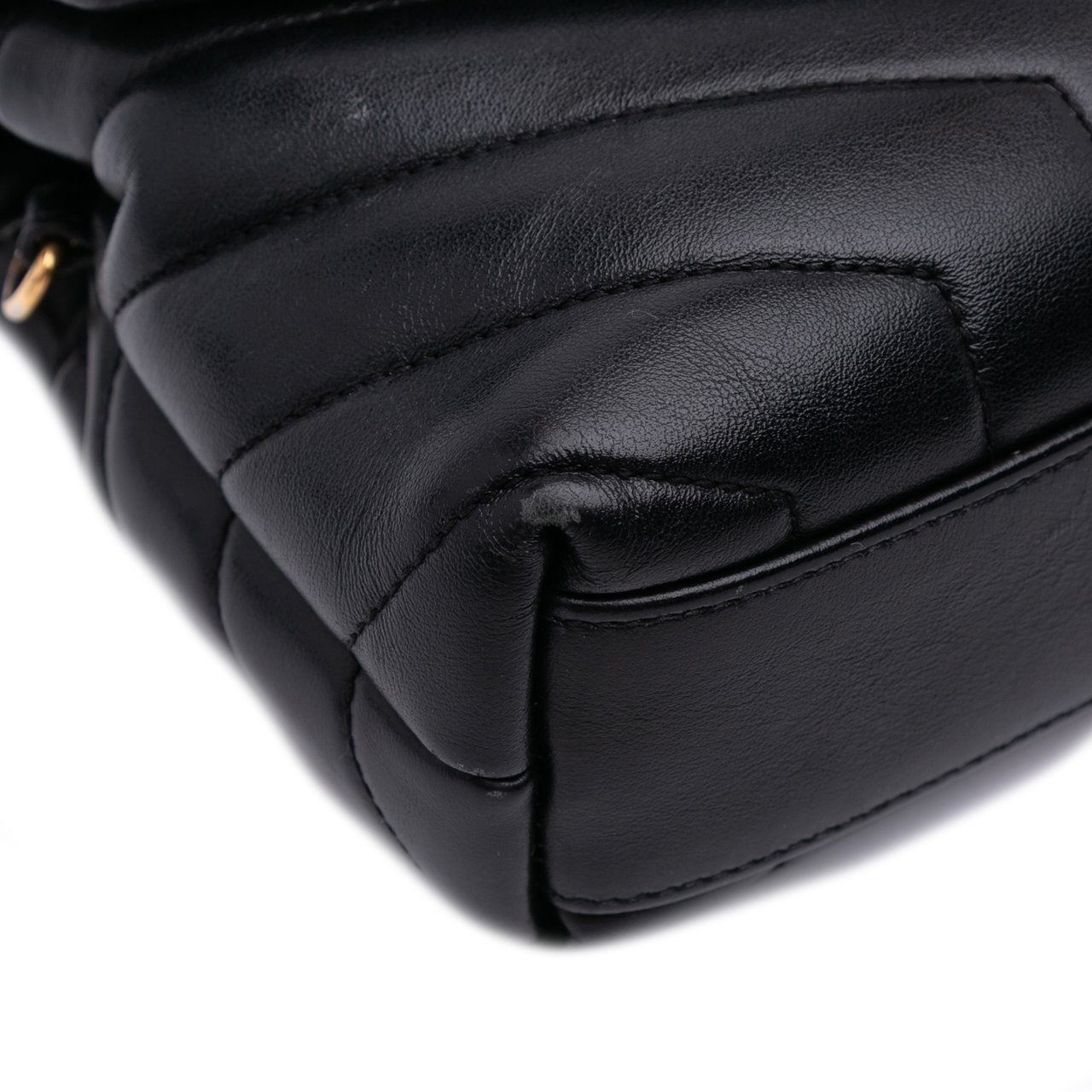 Saint Laurent Toy Matelasse Leather Monogram LouLou Crossbody Zwart