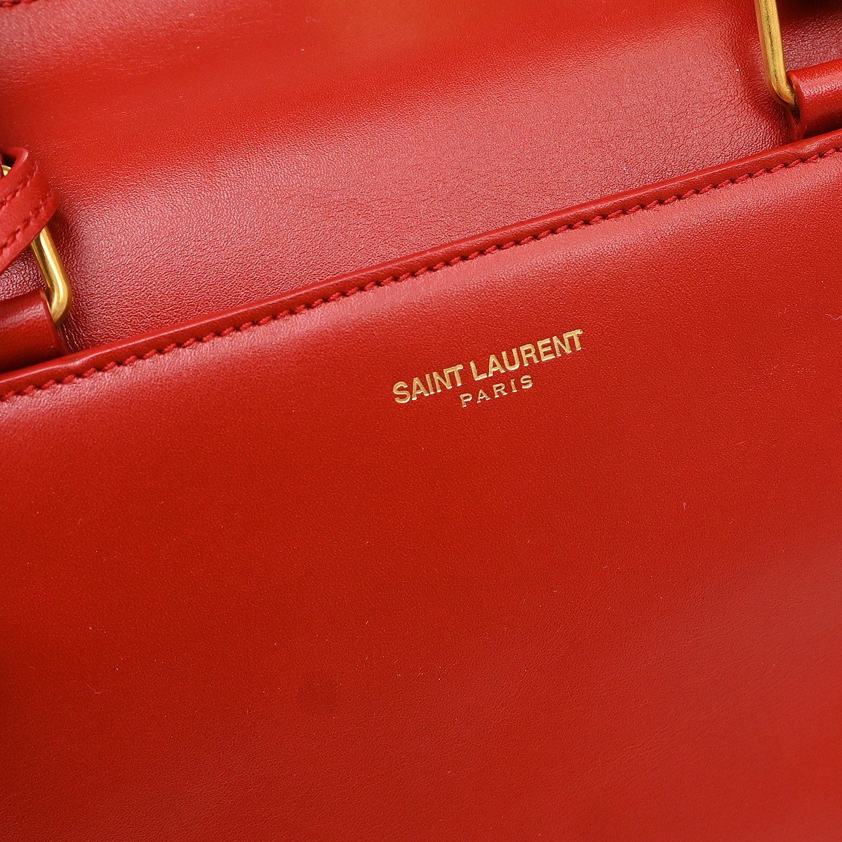 Saint Laurent Classic Duffle Leather 30 Rood