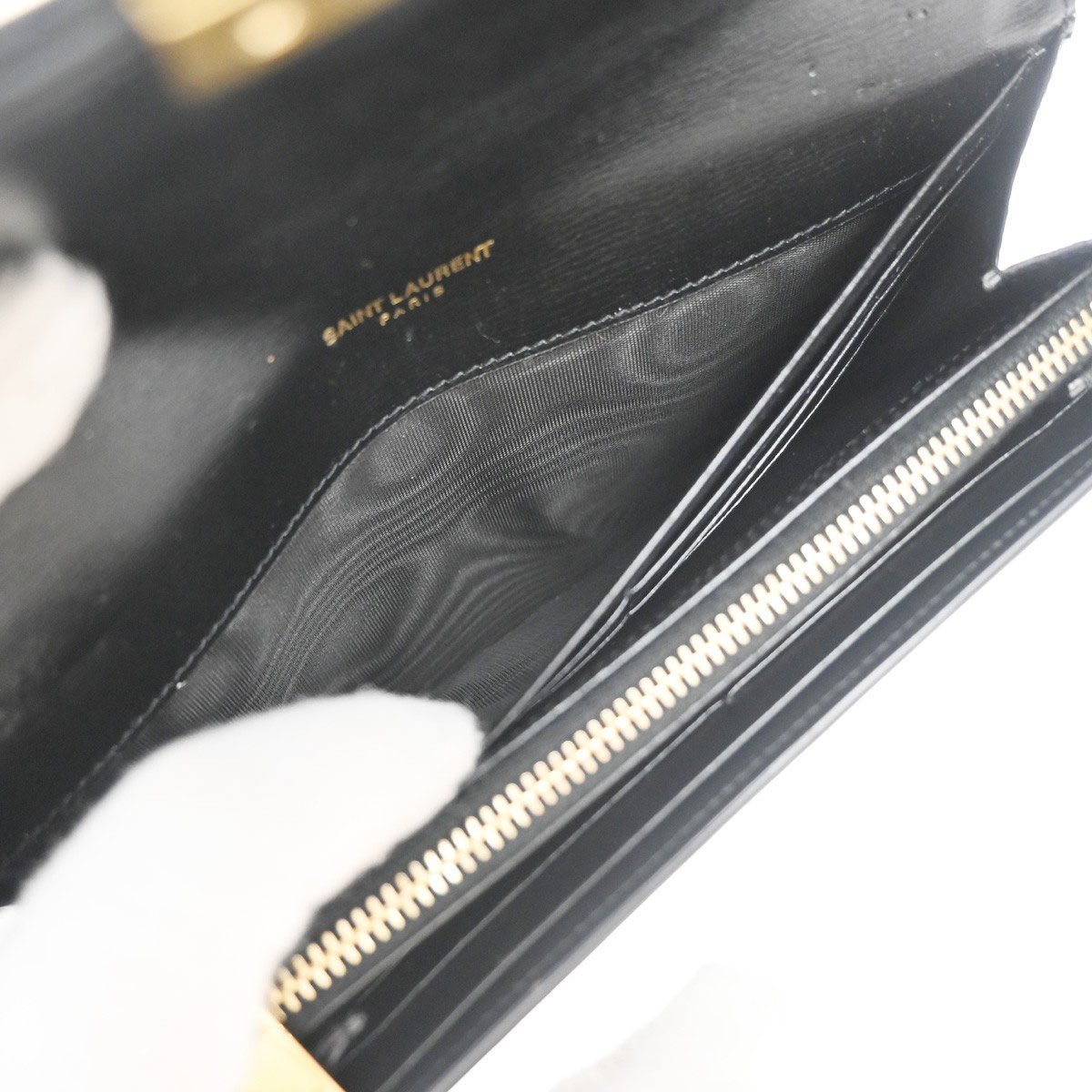 Saint Laurent Saint Laurent Bellechasse Flap Wallet Leather Zwart