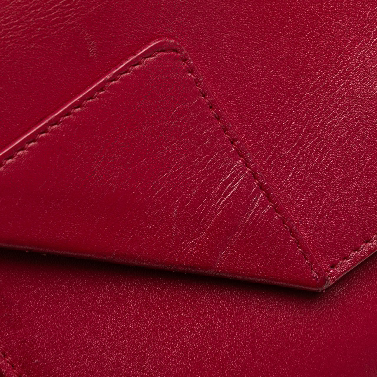 Saint Laurent Small Leather Betty Crossbody Rood