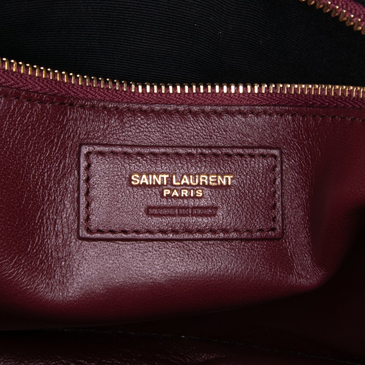 Saint Laurent Velvet Monogram Cassandra Clasp Bag Zwart