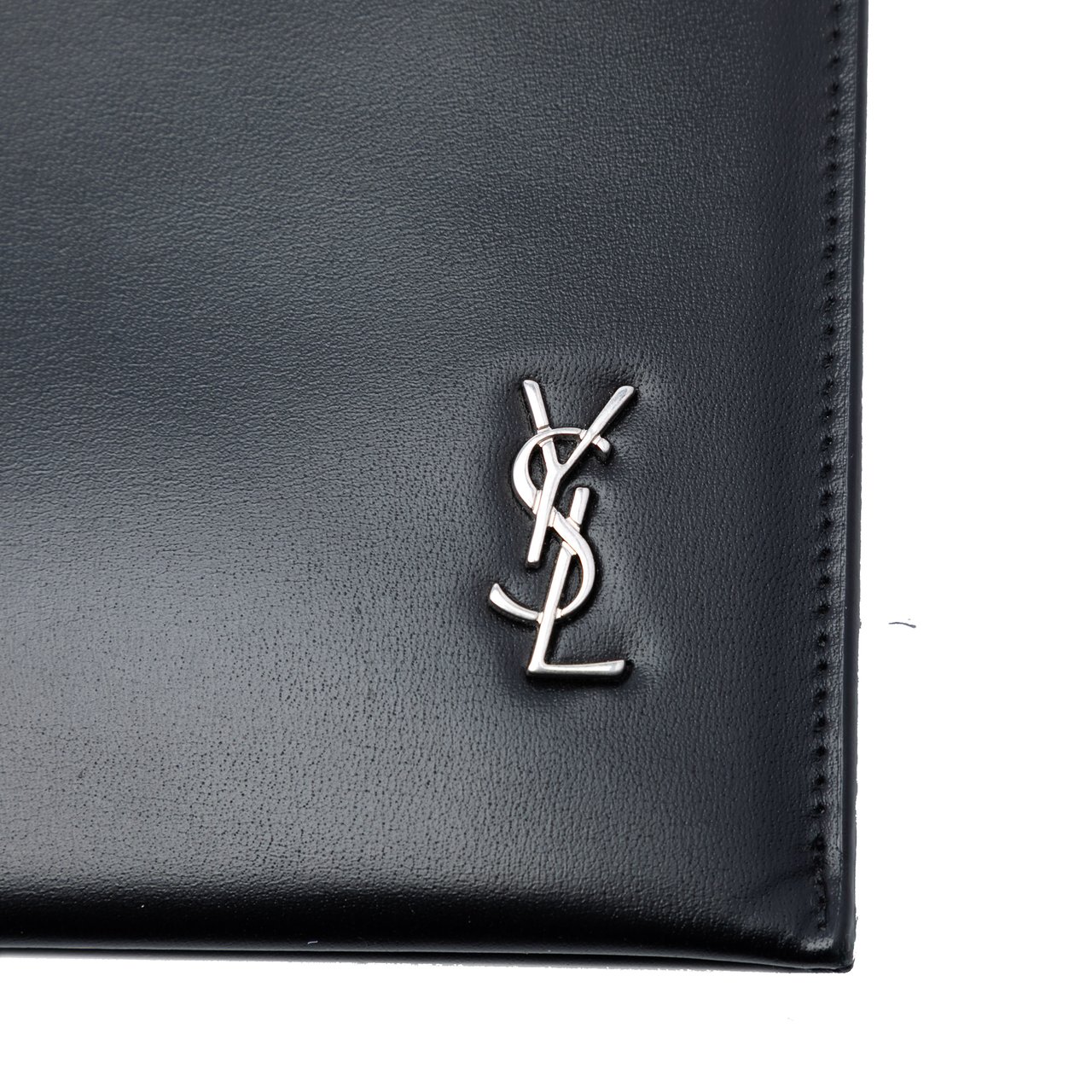 Saint Laurent Leather Monogram Ipad Case Zwart
