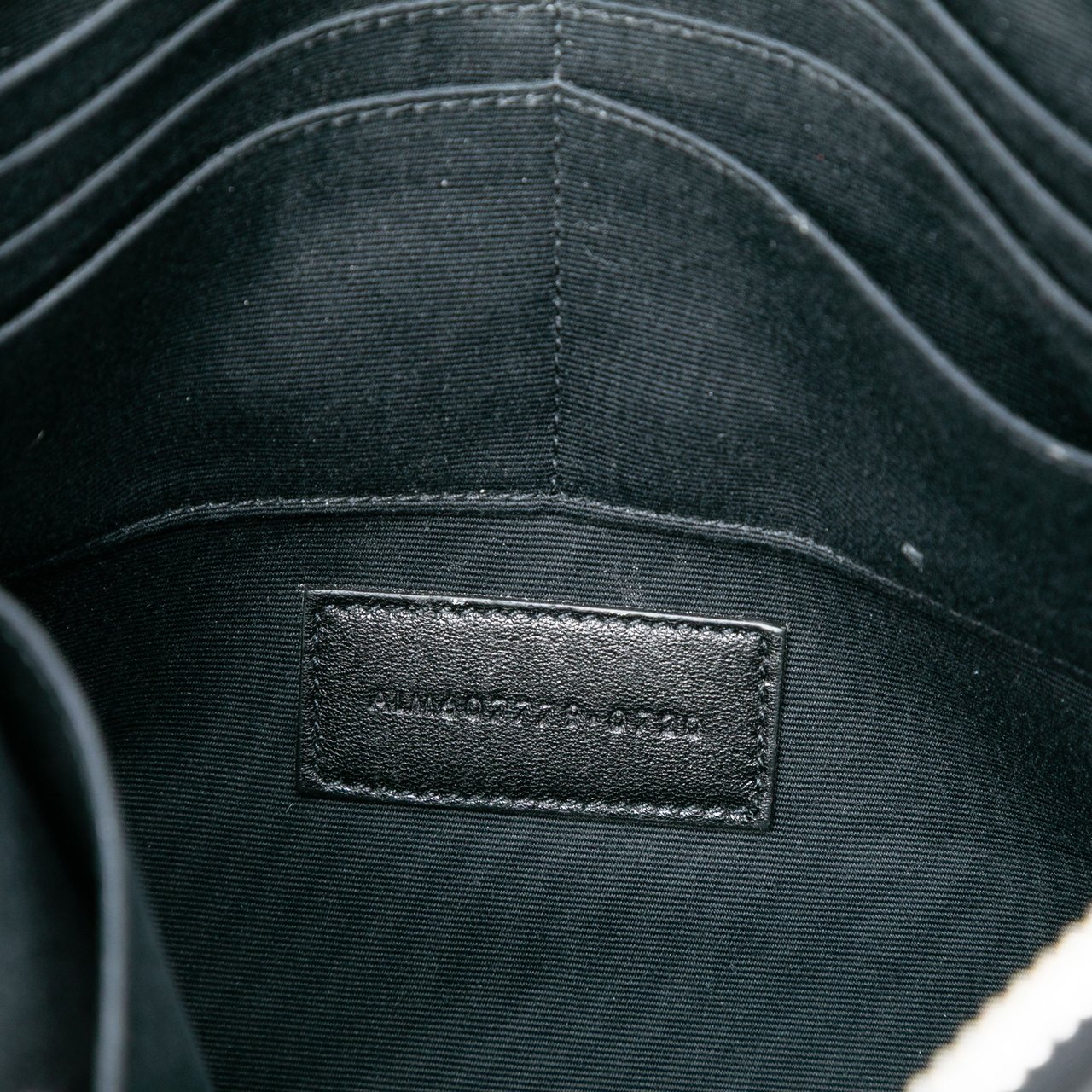 Saint Laurent Leather Monogram Ipad Case Zwart