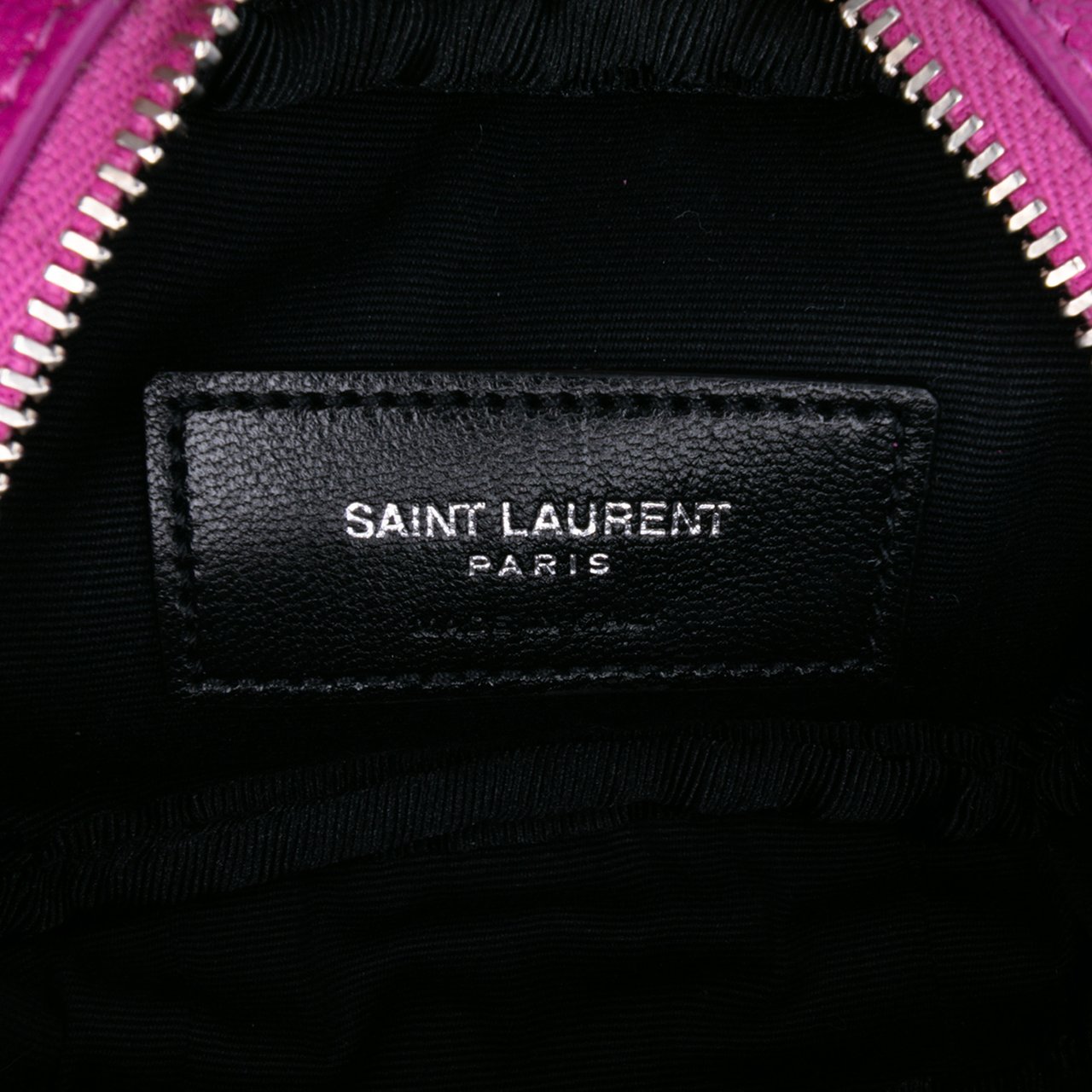 Saint Laurent Baby Matelasse Grain De Poudre Monogram Lou Camera Bag Roze