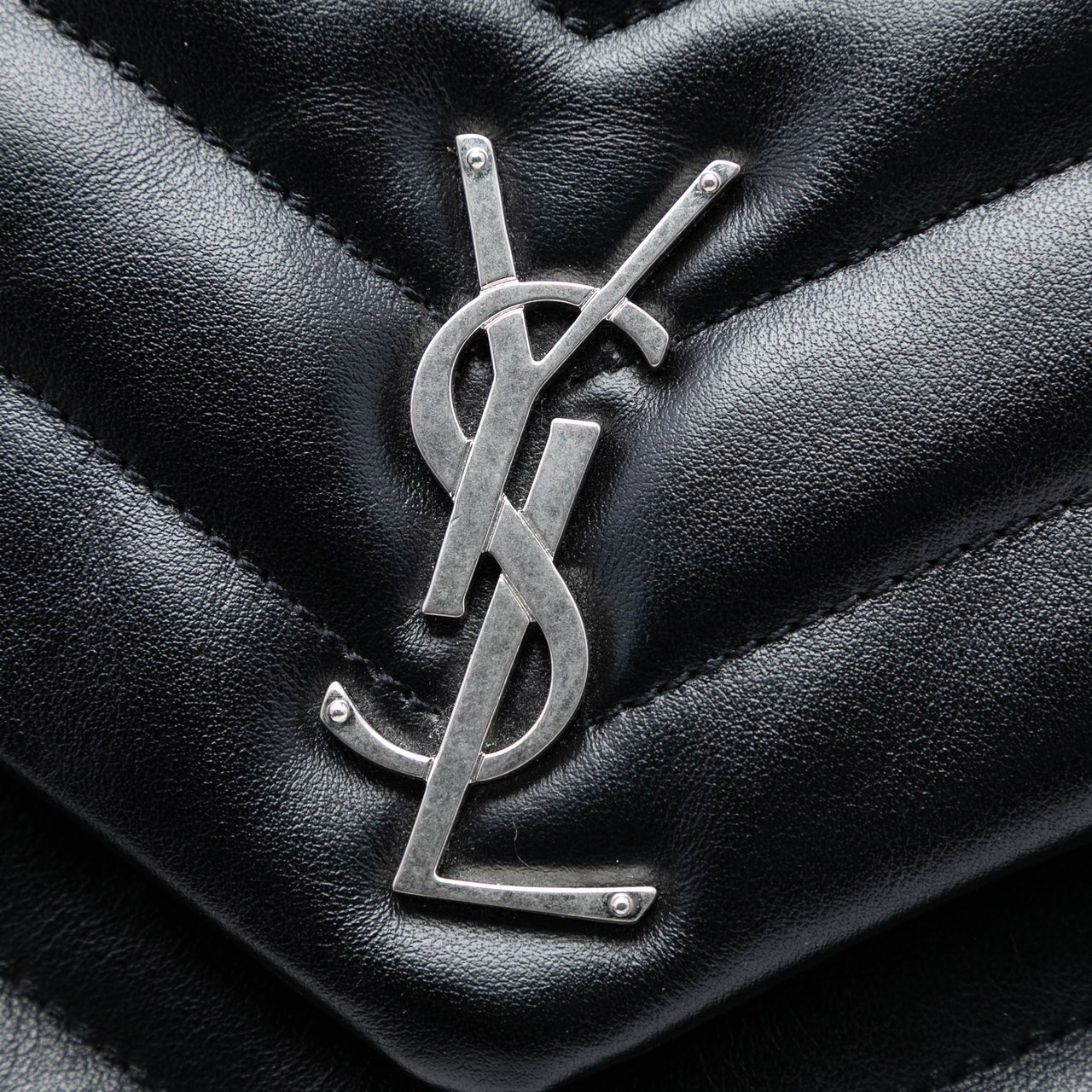 Saint Laurent Matelasse Calfskin Monogram LouLou Document Clutch Zwart