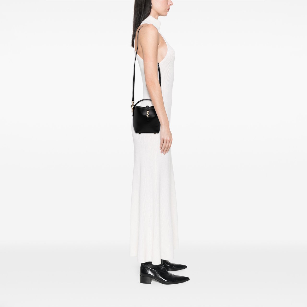 Saint Laurent Mini Shiny Calfskin Le 37 Bucket Bag Zwart