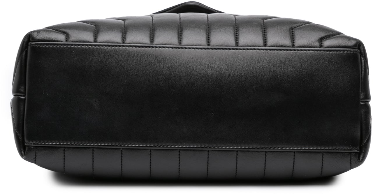 Saint Laurent Medium Matelasse Leather LouLou Shoulder Bag Zwart