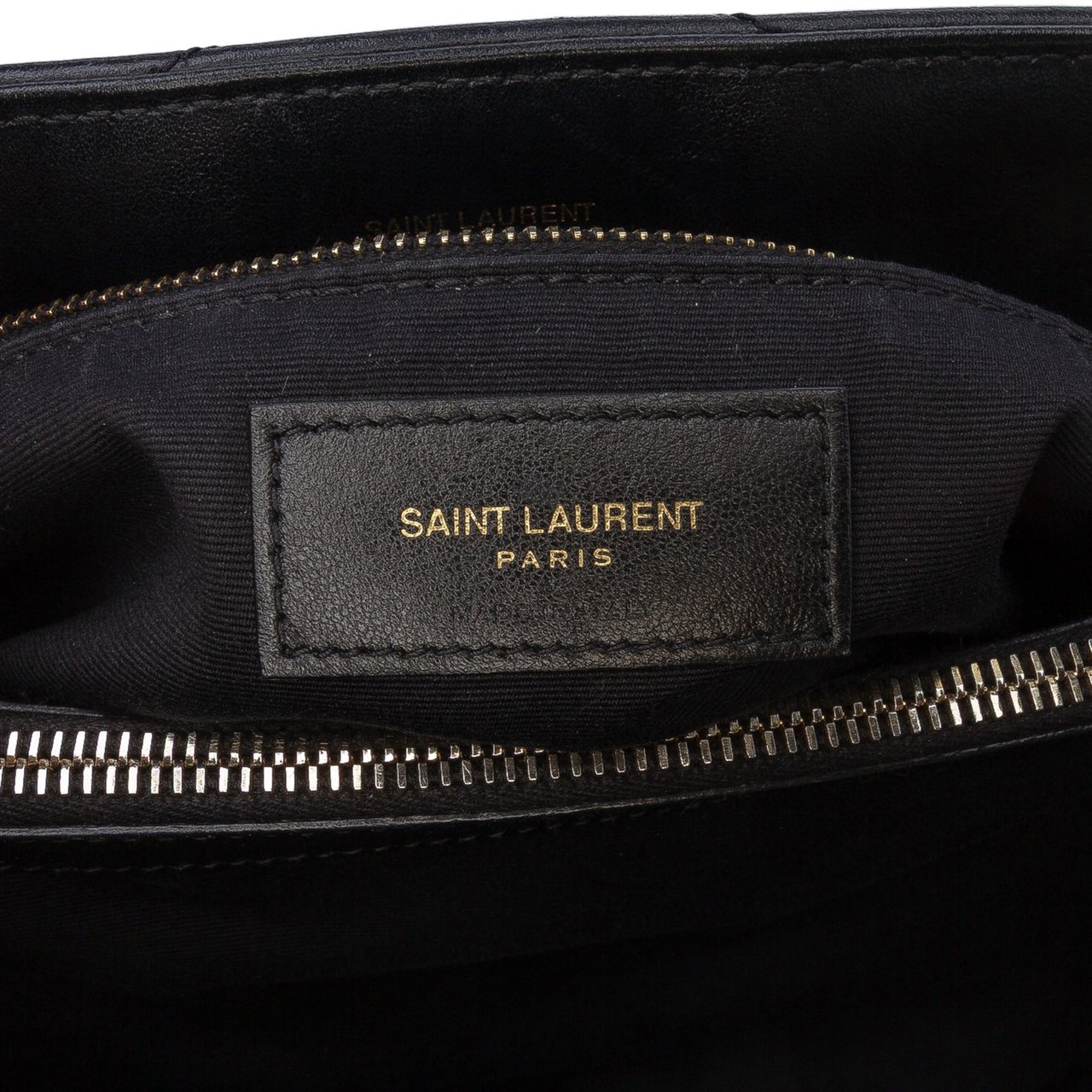 Saint Laurent Medium Matelasse Leather LouLou Shoulder Bag Zwart