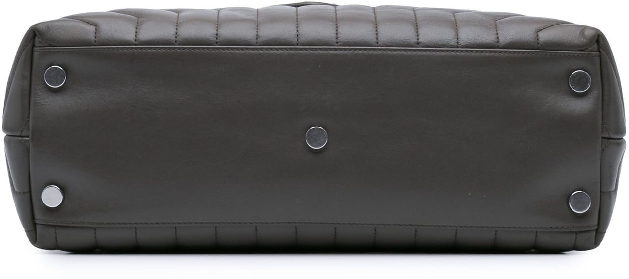 Saint Laurent Large Leather Monogram Matelasse LouLou Shoulder Bag Grijs