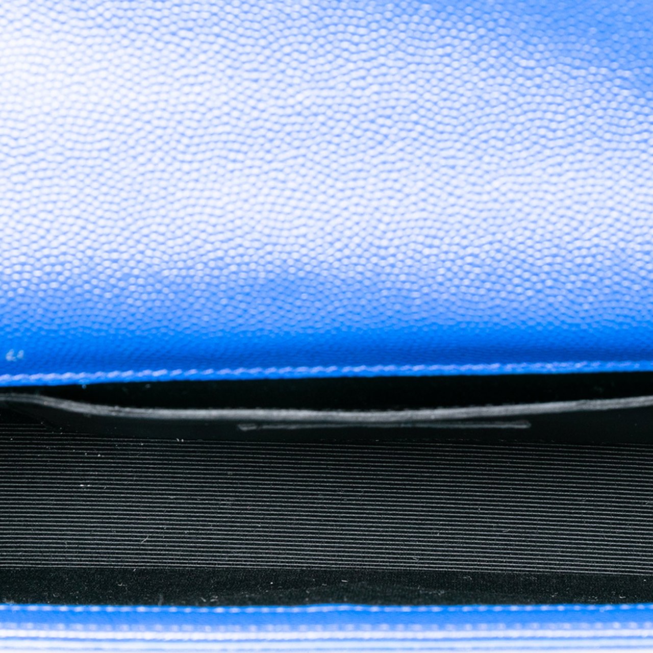 Saint Laurent Grain De Poudre Monogram Cassandre Clutch Blauw