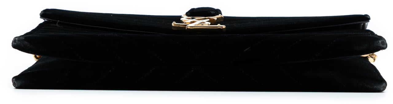 Saint Laurent Medium Chevron Velvet Monogram Envelope Bag Zwart