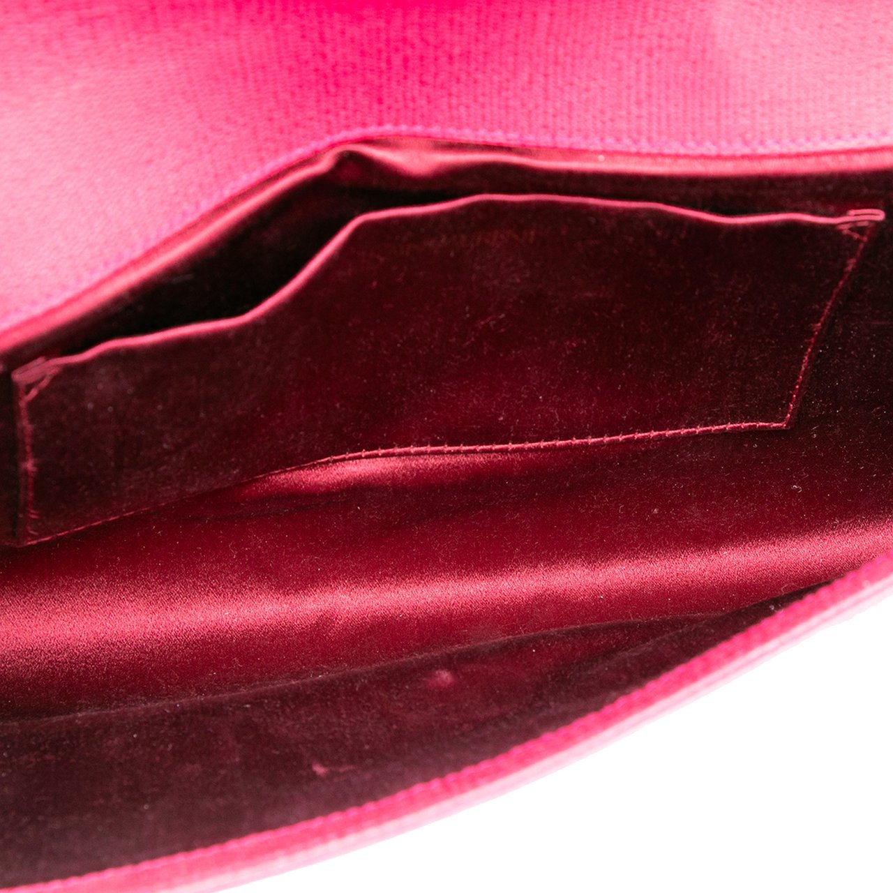 Saint Laurent Textured Calfskin Chyc Ligne Clutch Roze