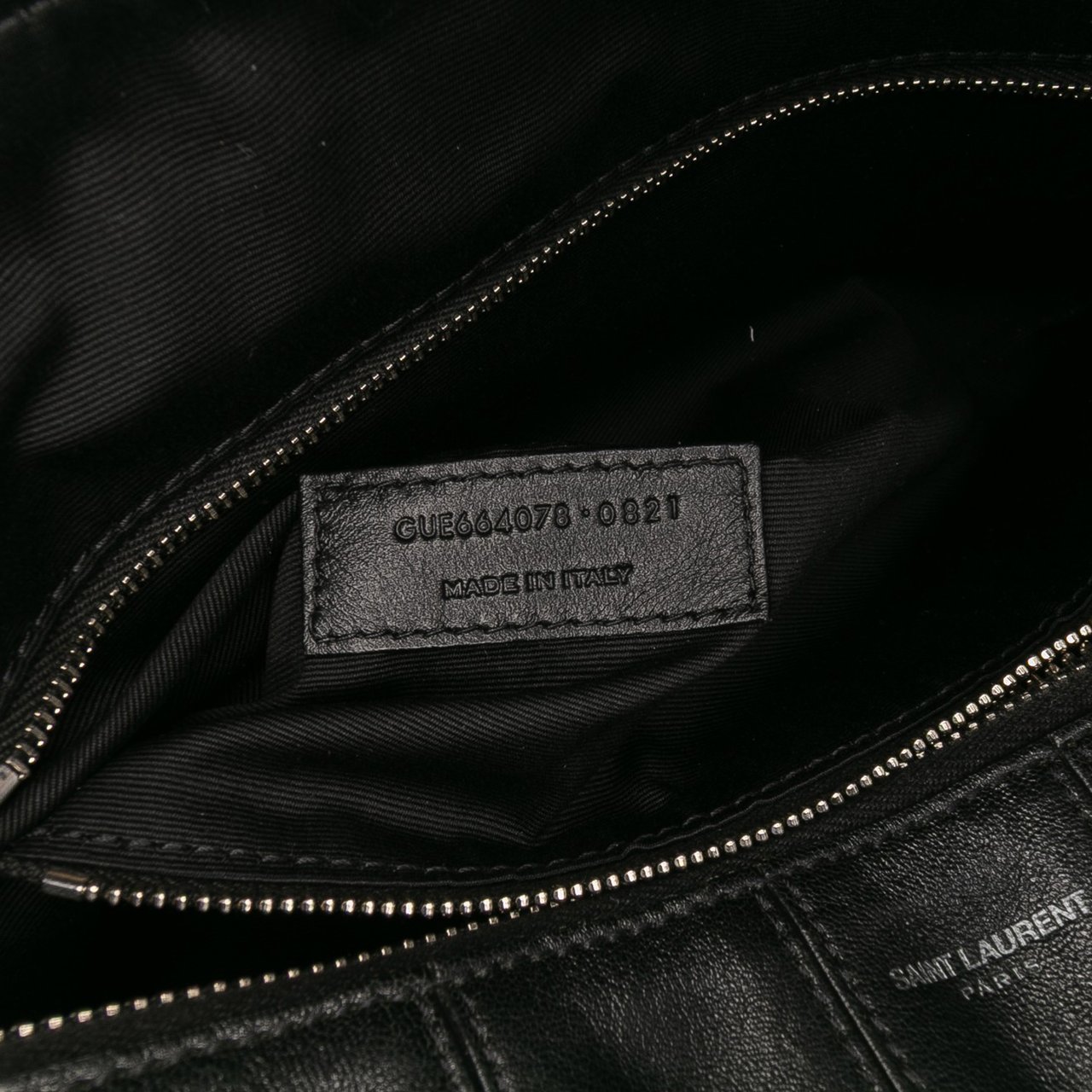 Saint Laurent Leather Blitz Shoulder Bag Zwart