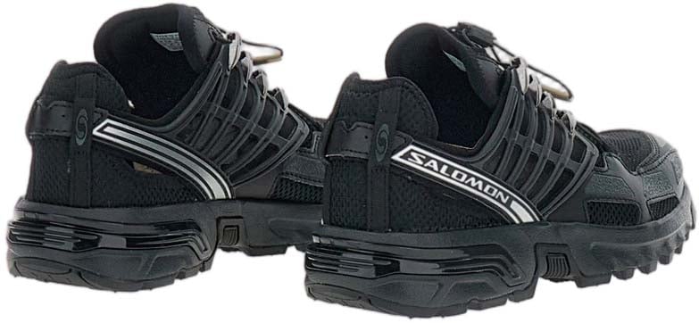Salomon Technical Low-Top Sneakers with Agile Chassis and Quicklace System Zwart