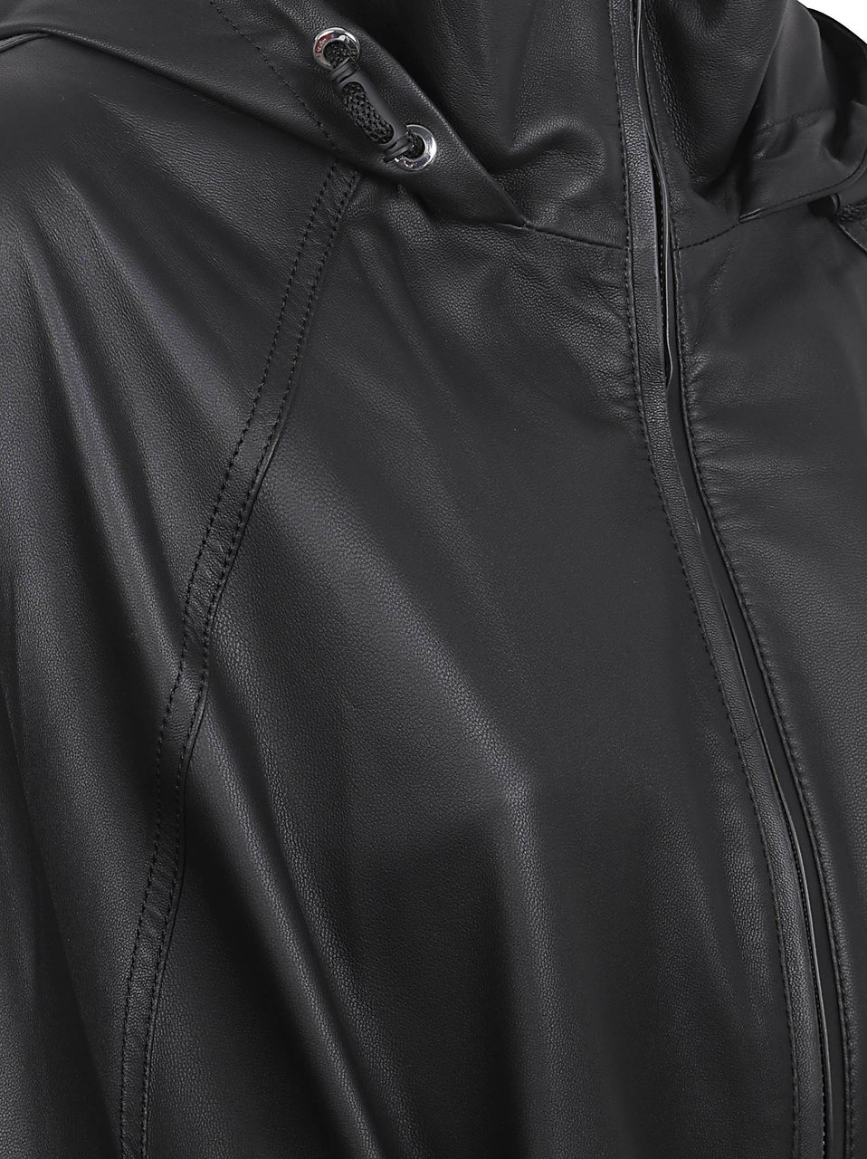 Salomon Black Lamb Leather Jacket with Adjustable Hood and Flowing Sleeves Zwart