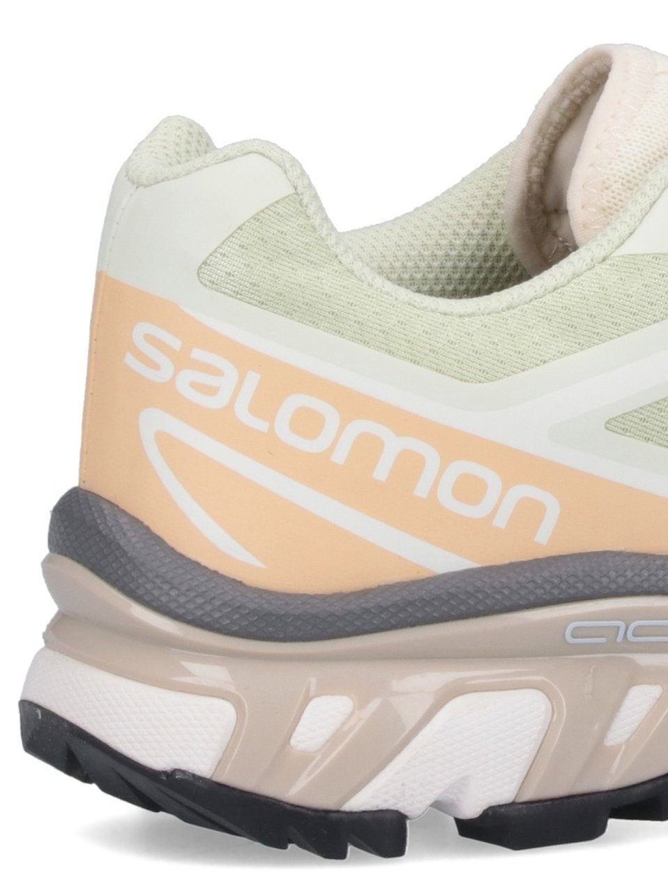 Salomon Lightweight Mesh Sneakers With Traction Sole Groen