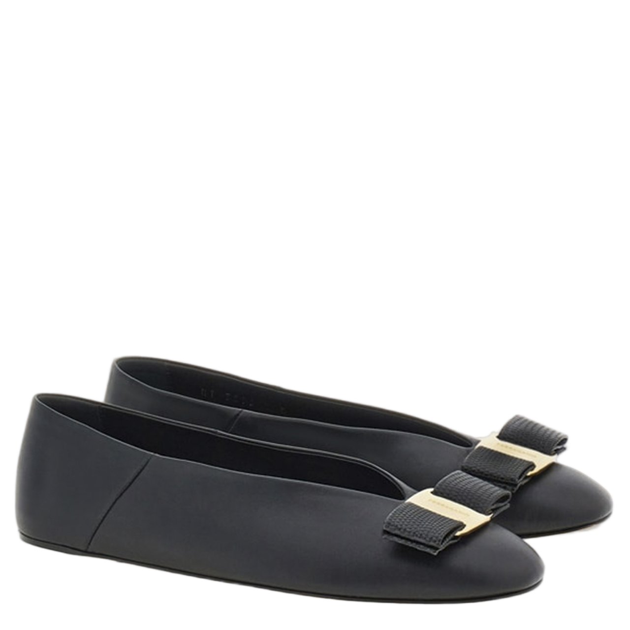 Salvatore Ferragamo Glossy Leather Ballerina Flats With Signature Bow Zwart