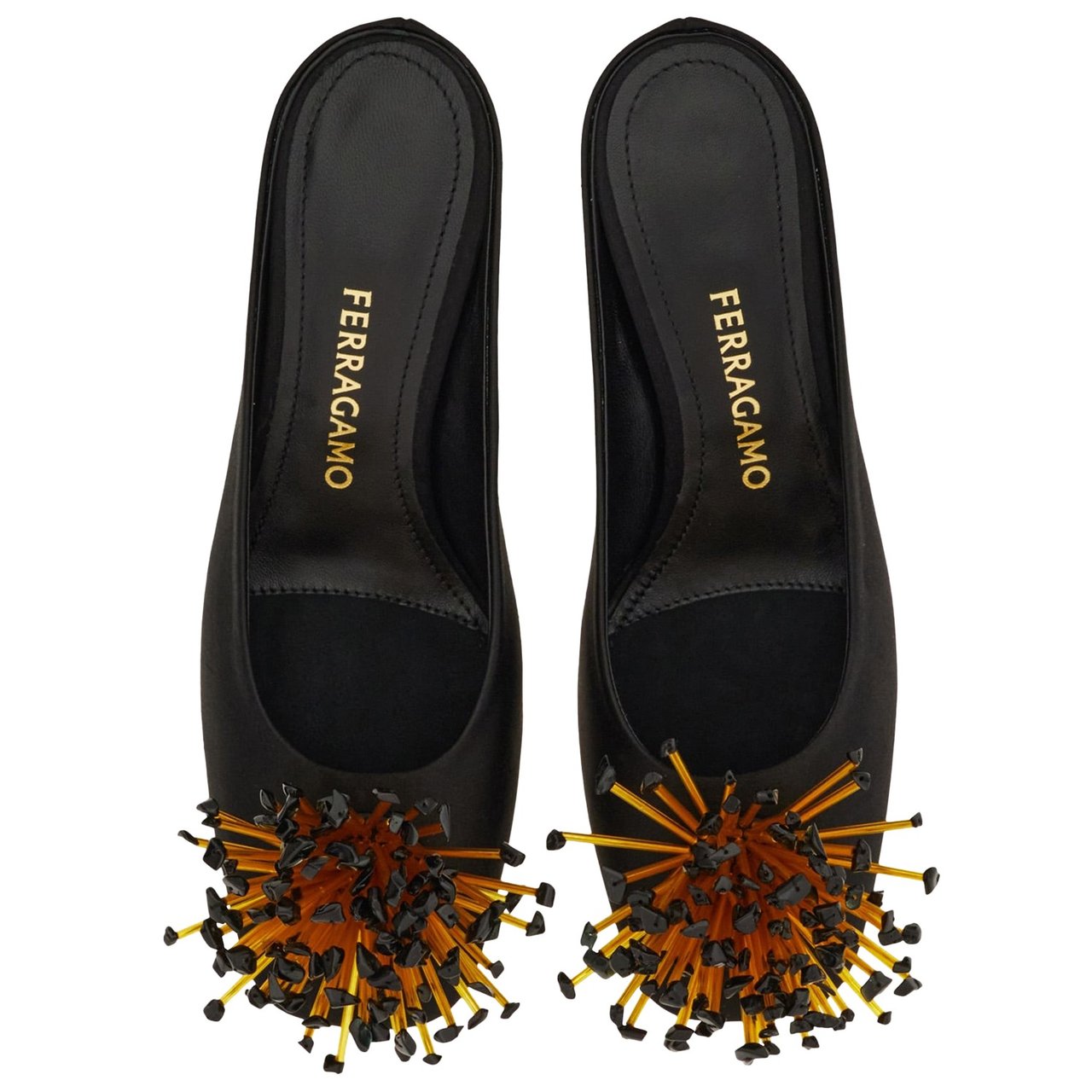 Salvatore Ferragamo Fabric Sculpted Heel Pumps Zwart