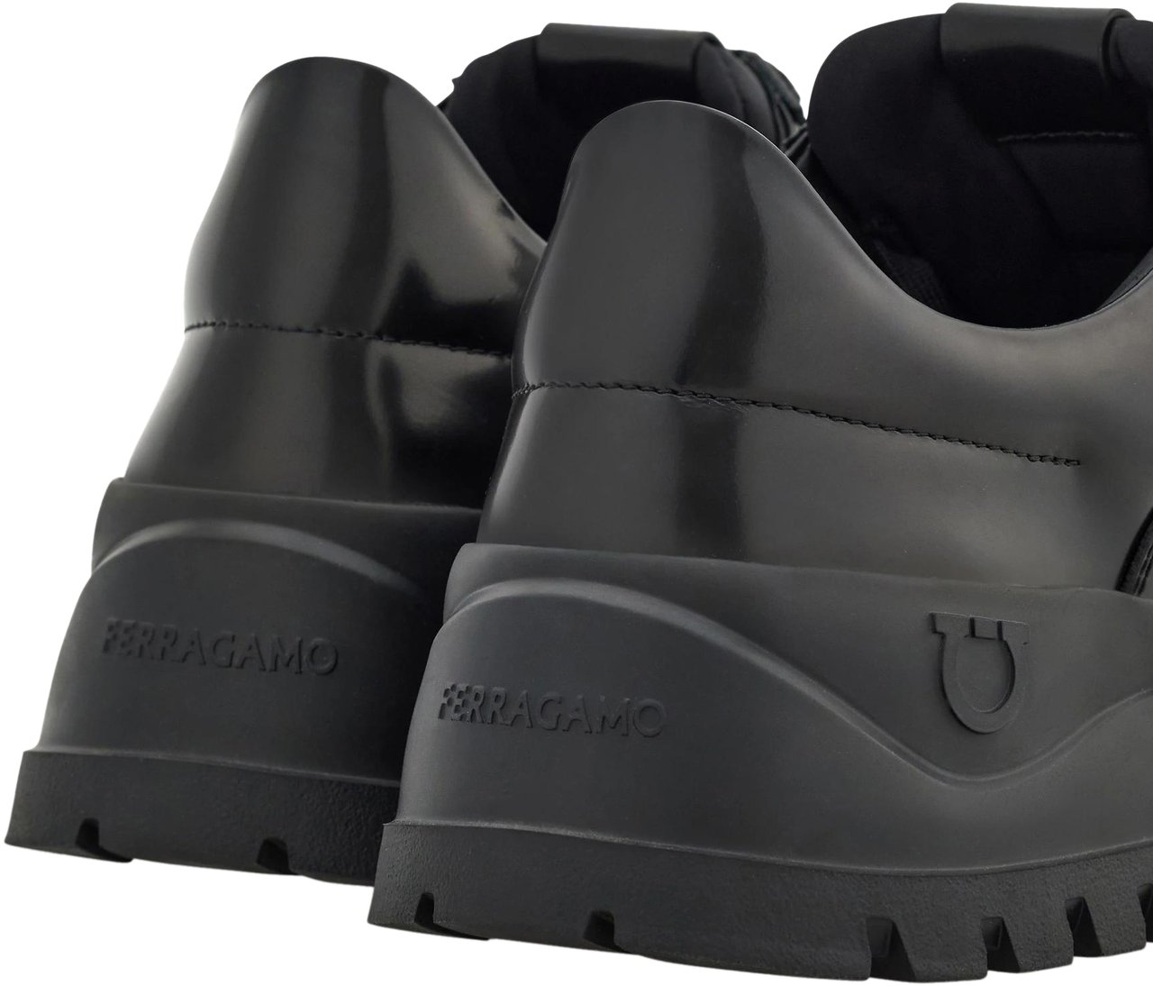 Salvatore Ferragamo Brenta Zwart