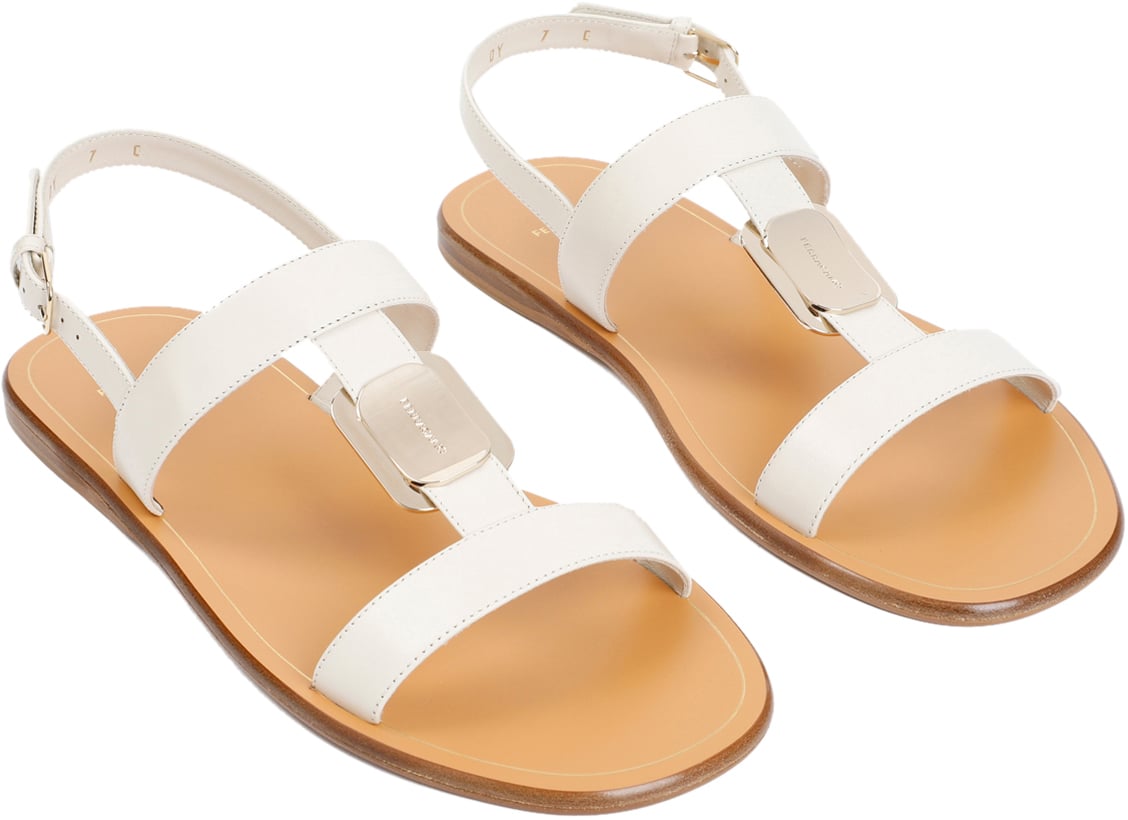 Salvatore Ferragamo FERRAGAMO 0769424 Beige