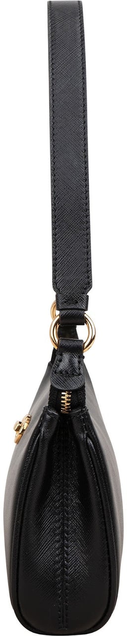 Salvatore Ferragamo Salvatore Ferragamo Saffiano Leather Gancini Baguette Shoulder Bag Zwart