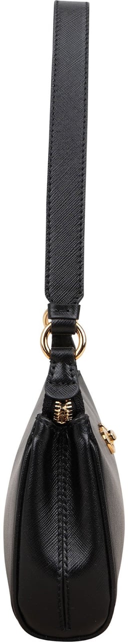Salvatore Ferragamo Salvatore Ferragamo Saffiano Leather Gancini Baguette Shoulder Bag Zwart